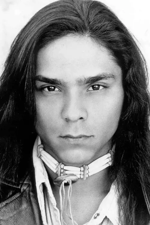 Zahn McClarnon